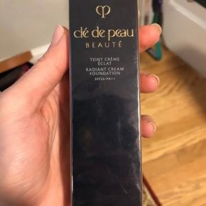 Cle de Peau (CDP) 030 Teint Crème Eclat - Radiant cream foundation